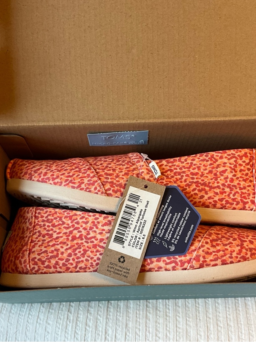 Toms Womens Alpargatas Coral and Red Leopard Print size 6.5